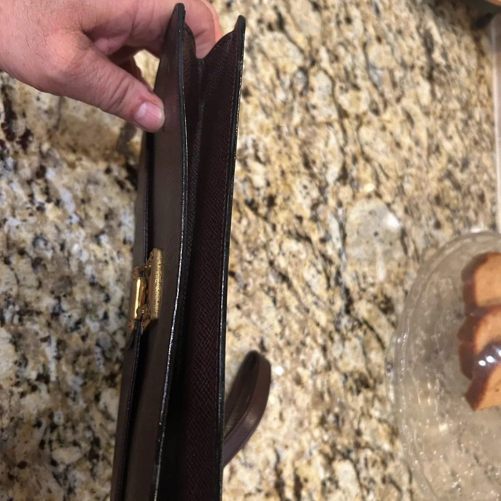 Louis Vuitton Taiga Clade Acajou Clutch Bag Business Unisex Bag LV with coa - Picture 9 of 15